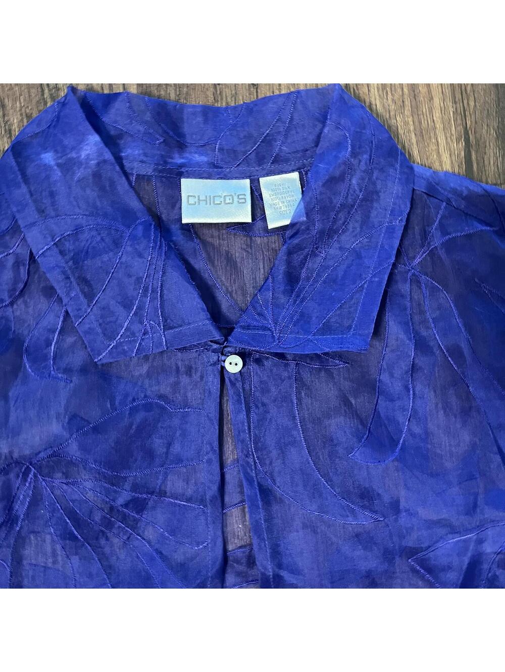 Chico's Women's Blue Sheer Embroidered Button-Up Jacket Size Medium - Picture 2 of 4